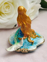 Load image into Gallery viewer, The Little Mermaid Jewel Box with Necklace and Pendant
