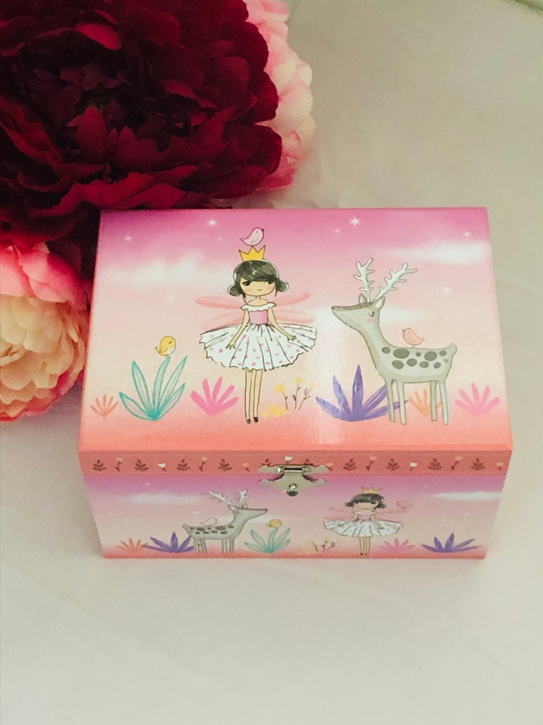 Jewellery Box with Spinning Ballerina