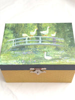 Load image into Gallery viewer, Monet Musical Jewellery Box
