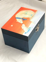 Load image into Gallery viewer, Bear and Cub Musical Jewellery Box
